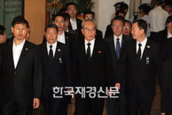 [JK포토] 김기남 노동당 비서 필두로 한 북측조문단