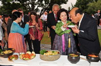 김치문화축제 홍보 중인 박광태 광주시장