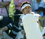 우즈와 대결..양용은 LPGA ‘올해의 샷’ 선정