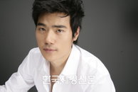 김강우, 생애 첫 일본 팬미팅 위해 동경 방문 확정