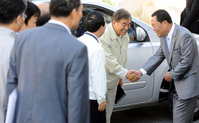 옥수동 재개발 현장 찾은 이재오 국익위원장