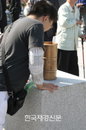 [JK포토] “측우기 안은 어떻게 생겼지?”