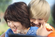 ‘미남이시네요’ 박신혜 “하루 2시간만 자도 웃음이~”