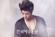 [JK포토]‘SS501’ 김현중, 가슴 드러낸 ‘V라인 니트’로 남성미 물씬!