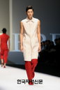 [JK포토] 서울패션위크, 독특한 남성 정장