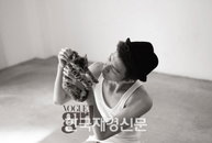 [포토] 엠블랙 천둥, 화보 속 고양이와 ‘넌 이제 둥둥이야’