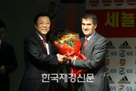 귀네슈 감독, “한국축구 월드컵 16강 진출 예상한다”