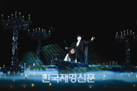 ‘오페라의 유령’ 올해 최고 흥행 기록 세워!