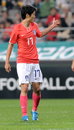 이청용, EPL 아르헨 공격수 테베스 맞대결