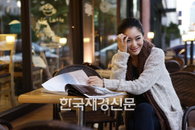 서지영 오랜만 디지털싱글 ‘Christmas present’로 인사