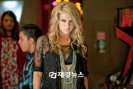 케샤(Ke$ha) 두 번째 싱글 ‘Blah Blah Blah’ 비디오 공개