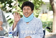 양익준 <똥파리>는 잊어라! 내추럴 본 초딩남 모습 보여줄 것