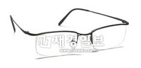 황사 속, 올바른 안경렌즈 관리법은?