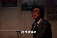 [재경포토] 멀티맨 김경범 삼류감독 만춘에게 인생 역전의 기회 제시할까?