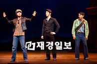 콧수염의 사랑스런 그녀들, 남자를 사로잡다?!