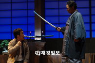 [리뷰]<사나이 와타나베>장항준표 코미디 비극이 결말 “인생은 한 번뿐이야!”