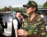 [J포토] 성시경 제대 “저 돌아왔습니다”