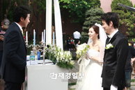 <이웃집 웬수>한채아-최원영 결혼식 비하인드 컷으로 선 공개