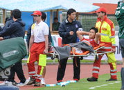 한국 대 벨로루시 축구평가전, 들것에 실려나가는 곽태휘