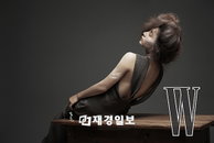 신세경  <더블유 코리아> 화보서 초상화 속 여인으로 변신~
