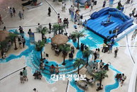 저렴한 비용으로, 뮤지컬도 보고, 몰링도 즐기자~