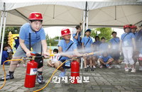 삼성, 소년소녀가장 초청 캠프 개최
