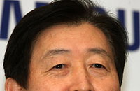 최지성 사장 "삼성電 내년 투자 30조"