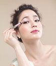 우아한 가을 메이크업 어렵다면? 펜슬 하나로 끝내자
