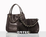 올가을 가방 트렌드, ‘클래식하거나 와일드 하거나’