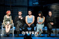 오델로<Othello> 114년 전통, 헝가리 빅신하즈 국립극장 아시아 초연