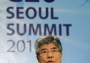 김중수 한국은행 총재가 11일 서울 코엑스 미디어센터에서 브리핑을 갖고 있다.
