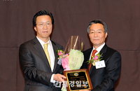 [JK포토]"2010 소비자 권익증진 경영대상" 고객지향서비스 부문 한국자산관리공사 수상