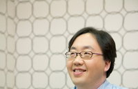 <인터뷰>에스피부과 홍석진 원장 “겨울철 피부관리, 철저한 ‘보습’이 생명”