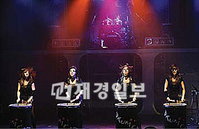 여성 타악퍼포먼스그룹 '드럼캣' 2011년에도 뜨거운 인기