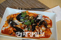 청담동 외식가엔 뭔가 특별한게 있다(?)