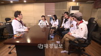 '위탄2' 윤일상 "독선 NO" 냉정 버리고 따뜻한 형, 오빠로 변신