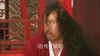 홍석천 모발이 모락모락?! 완전 골룸이네?!