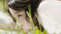 아이유, ‘하루 끝’ 주간차트 2주 연속 1위..