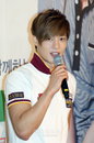 [JK포토] 김현중 '환경을 위해 리폼해요'