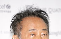 [JK포토]김중만 작가, 초현실주의 사진전 `이지적 우아함` 개막