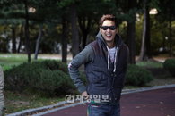 김지석 ‘훈남 아이콘’ 등극! 공원에서 무슨 일?