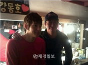 '마의' 조승우, 강동호 응원차 뮤지컬 관람 인증샷 '훈남들의 만남'