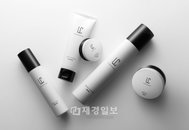 세심한 모발 관리 후 봄 맞이 헤어 스타일링 해야