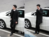 '7급 공무원' 찬성, 슈트핏 비주얼 폭발