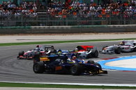 금호타이어 F1 향해 달린다 '오토 GP 공식 타이어 선정'