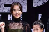[JK포토]수애 박민하에 사과 "'야왕'에서 잘해주지 못해 미안..영화 '감기'로 보답"