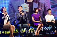 [JK포토]방송인 박경림, 영화 '감기' 쇼케이스 MC 맡았어요~