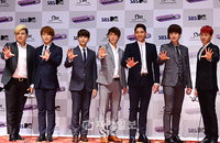 [JK포토]'슈퍼쇼4 3D' 우리는 '슈퍼주니어'에요~