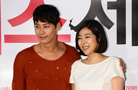 [JK포토]'미스 체인지' 정은우-신유주, '저희 잘 어울리죠?'
