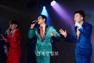 [JK포토]'데뷔' 허니지 "롤모델은 버스커버스커‥기분 좋은 그룹 되고파!"